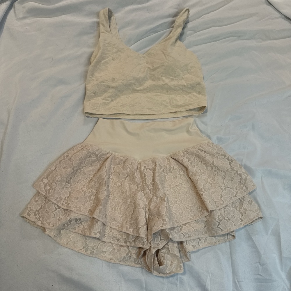 OFFLINE By Aerie Real Me Lace Flowy Short set